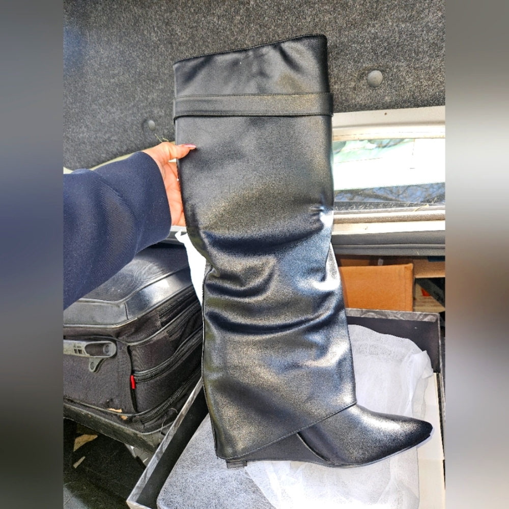 Over the knee boots never used